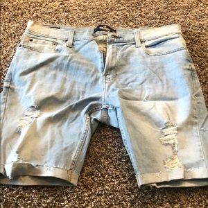 Men’s Hollister jean shorts size 36